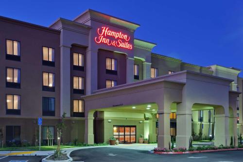 Hampton Inn & Suites Fresno - Northwest