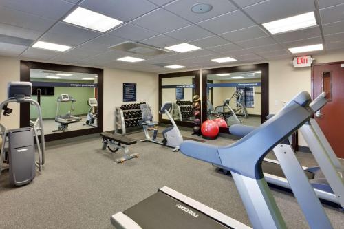 Hampton Inn & Suites Fresno - Northwest - image 10