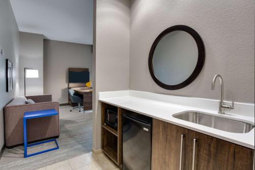 Hampton Inn & Suites Fort Lauderdale - Miramar - image 11