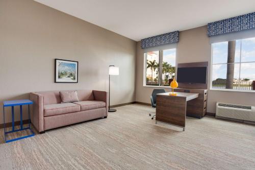 Hampton Inn By Hilton & Suites Ft. Lauderdale/Miramar