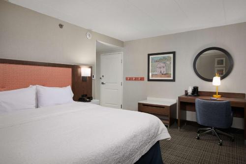 Hampton Inn By Hilton Fairfax City