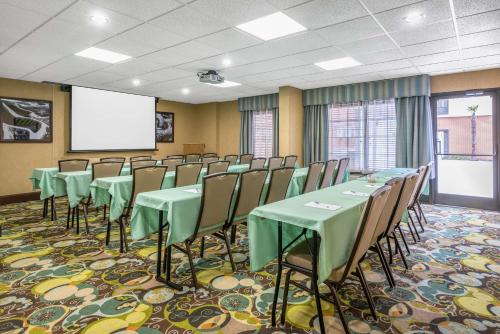 Hampton Inn & Suites by Hilton Florence Center - 회의실/연회장
