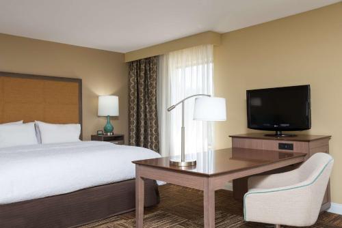 Hampton Inn & Suites Fremont