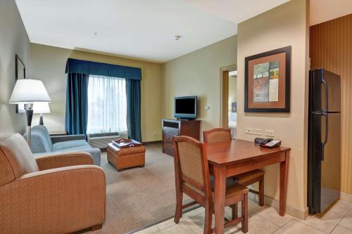 Homewood Suites by Hilton Fayetteville