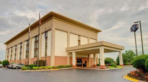 Hampton Inn Gaffney - image 7