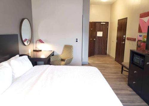 Hampton Inn Greensburg - image 6