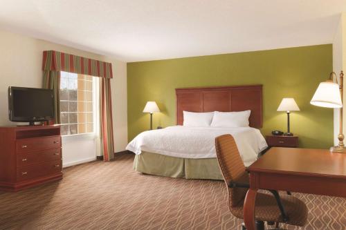 Hampton Inn By Hilton & Suites Greenfield