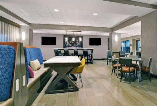 Hampton Inn Greenville/Woodruff Road in Greenville, USA