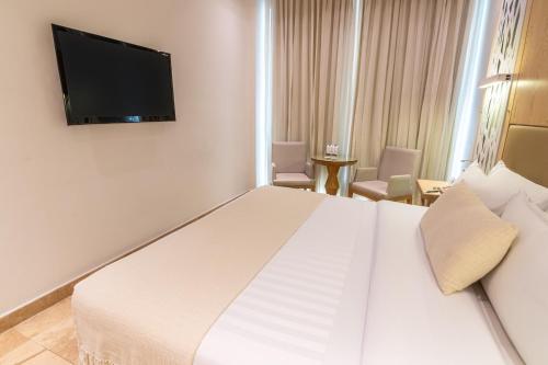 1 queen bed
