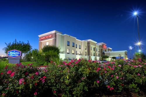 Hampton Inn & Suites Houston Rosenberg