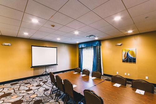 Hampton Inn Niagara Falls/ Blvd - image 8