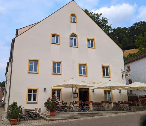 Gasthof zum Lehnerwirt GmbH in Breitenbrunn, Deutschland