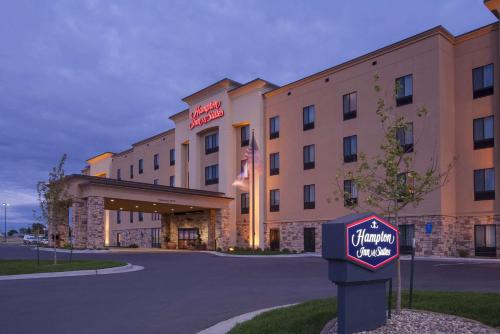 Hampton Inn & Suites Williston