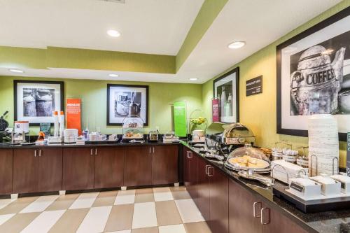 Hampton Inn Jackson Pearl Intrntl Airport