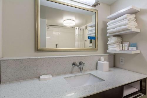 Hampton Inn Jackson Pearl Intrntl Airport