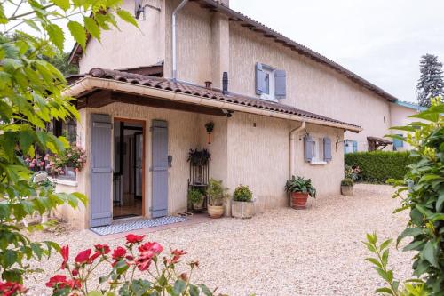 La maison du lac du Grobon cottage Romans