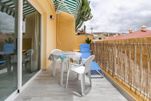 Luxury Flat, few minutes from Fanabe Beach! - Tap to explore photos