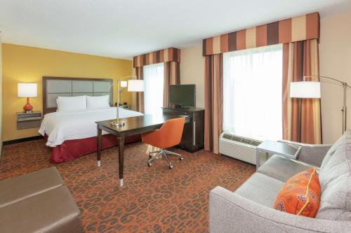 King Studio Suite with Sofa Bed - Non-Smoking room in Hampton Inn & Suites Jacksonville-Airport