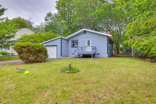 Tobyhanna Vacation Rental Game Room and Trampoline! in Tobyhanna, USA