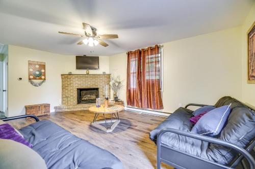 Tobyhanna Vacation Rental Game Room and Trampoline! in Tobyhanna, USA