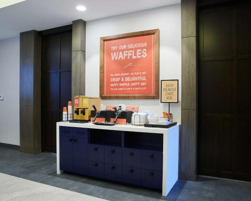 Hampton Inn By Hilton & Suites Los Angeles/Sherman Oaks