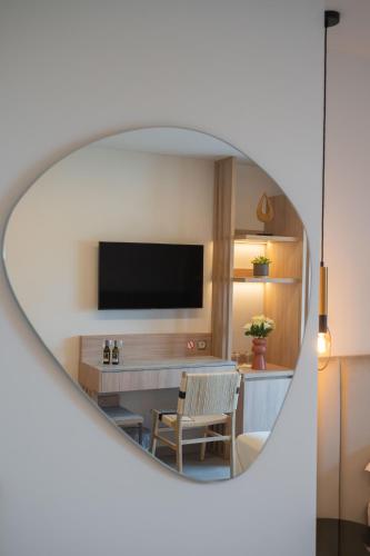 Paralimnio Suites - image 4