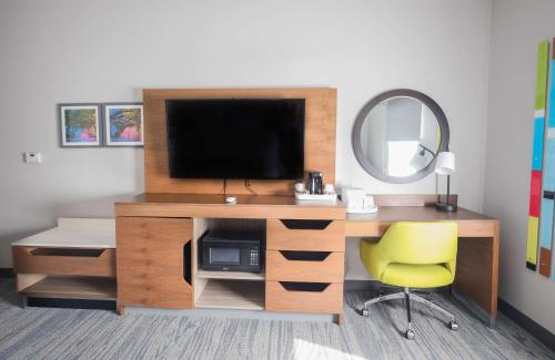 Hampton Inn & Suites Bay City - main image