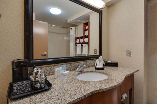 Hampton Inn & Suites Las Cruces I-25 - image 11