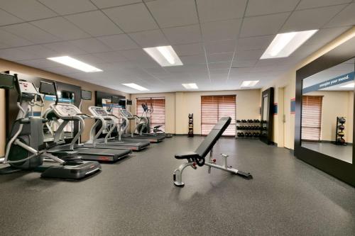 Hampton Inn & Suites Mahwah - image 8