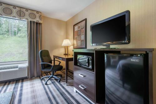 Hampton Inn By Hilton Meadville