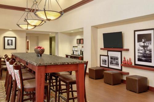 Hampton Inn & Suites Prattville