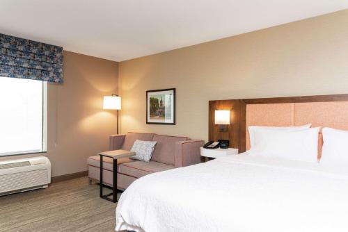 Hampton Inn By Hilton & Suites Marshalltown