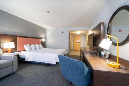 Hampton Inn & Suites Modesto - Salida - image 6