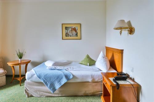 1 twin bed