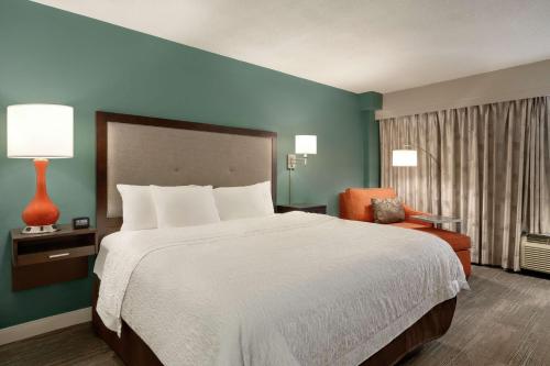 Hampton Inn By Hilton New Orleans-St. Charles Ave./Garden District