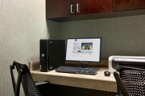 Hampton Inn Slidell - image 10