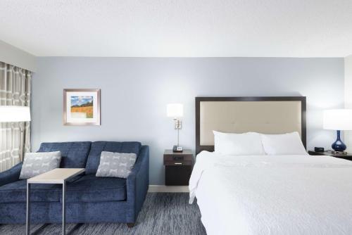 Hampton Inn Mount Airy - image 7