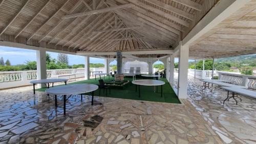 الأنشطة, Little Savoy Guest House new in رن أواي باي