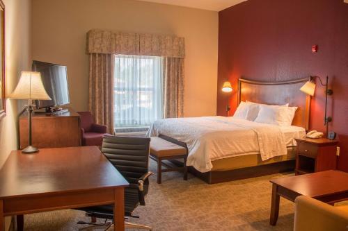 Hampton Inn Murphy - image 7
