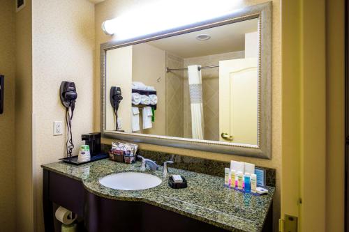 Hampton Inn & Suites Natchez