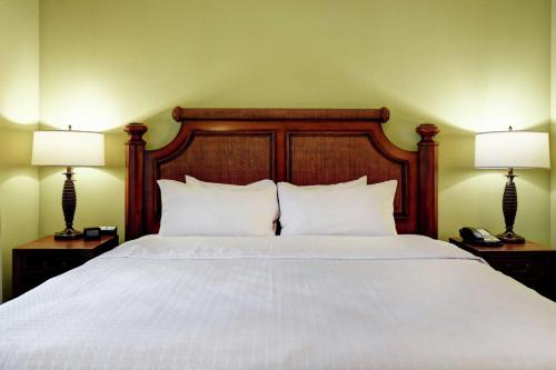 2 bedrooms, 4 beds