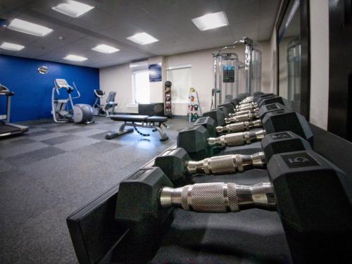 Hampton Inn Edmond - image 12
