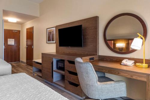 Hampton Inn Norco/Corona - image 12