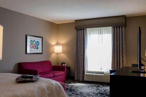 Hampton Inn Oxford Conference Center - image 14