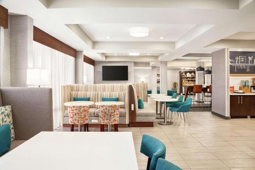 Hampton Inn By Hilton Paris