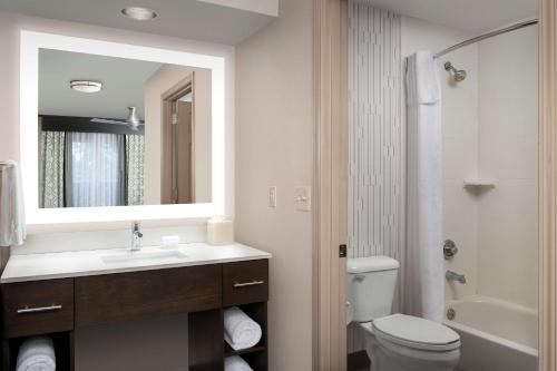 2 bedrooms, 4 beds