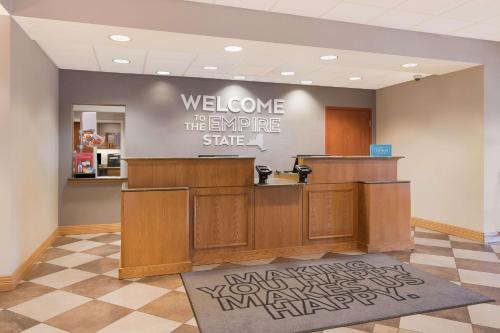 Hampton Inn By Hilton & Suites Plattsburgh