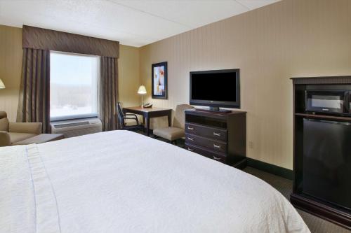 Hampton Inn By Hilton & Suites Plattsburgh