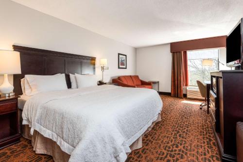 Hampton Inn Parkersburg/Mineral Wells