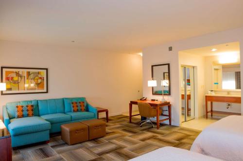 Hampton Inn & Suites Riverside/Corona East